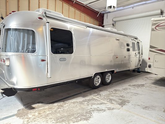 IMG 0118  Airstream stored