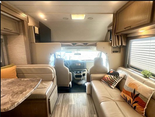 2021 THOR FULL SLIDE OUT  HARMONY37