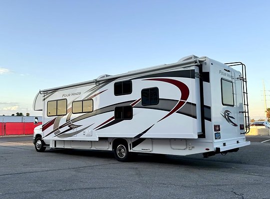 2021 THOR FULL SLIDE OUT  HARMONY7