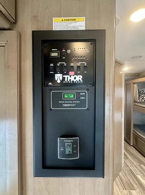 2021 THOR FULL SLIDE OUT  HARMONY42