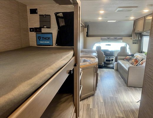 2021 THOR FULL SLIDE OUT  HARMONY30