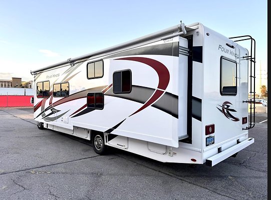 2021 THOR FULL SLIDE OUT  HARMONY11
