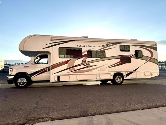 2021 THOR FULL SLIDE OUT  HARMONY45