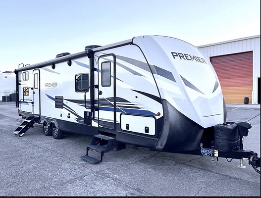 2021 KEYSTONE ULTRA LITE TOW  MARILYN6